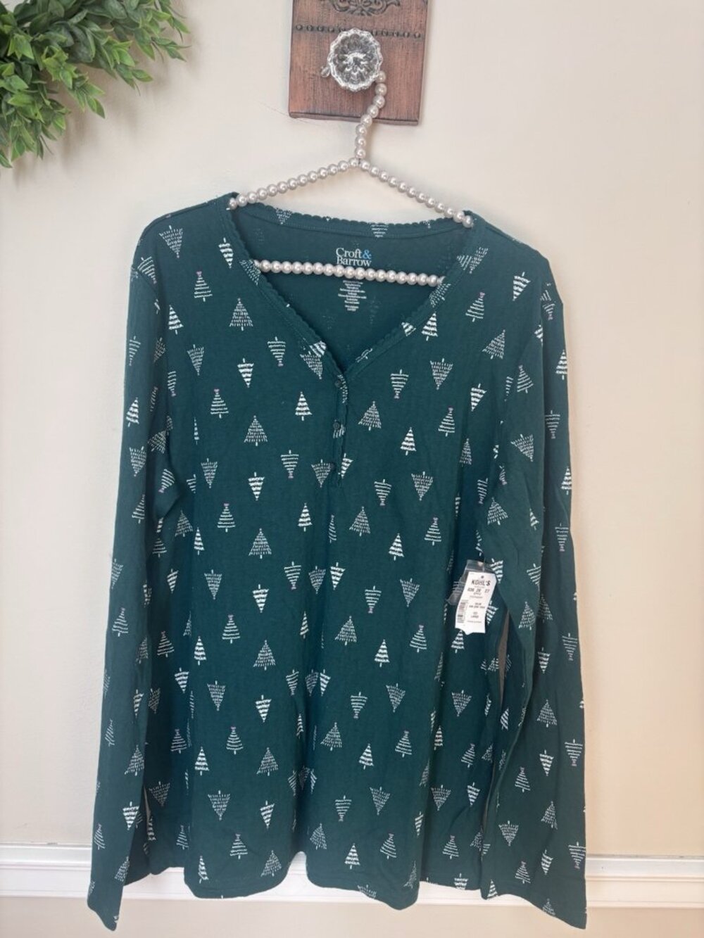 NWT Croft & Barrow Womens Size XL Green Pajama Top Christmas Trees Long Sleeve